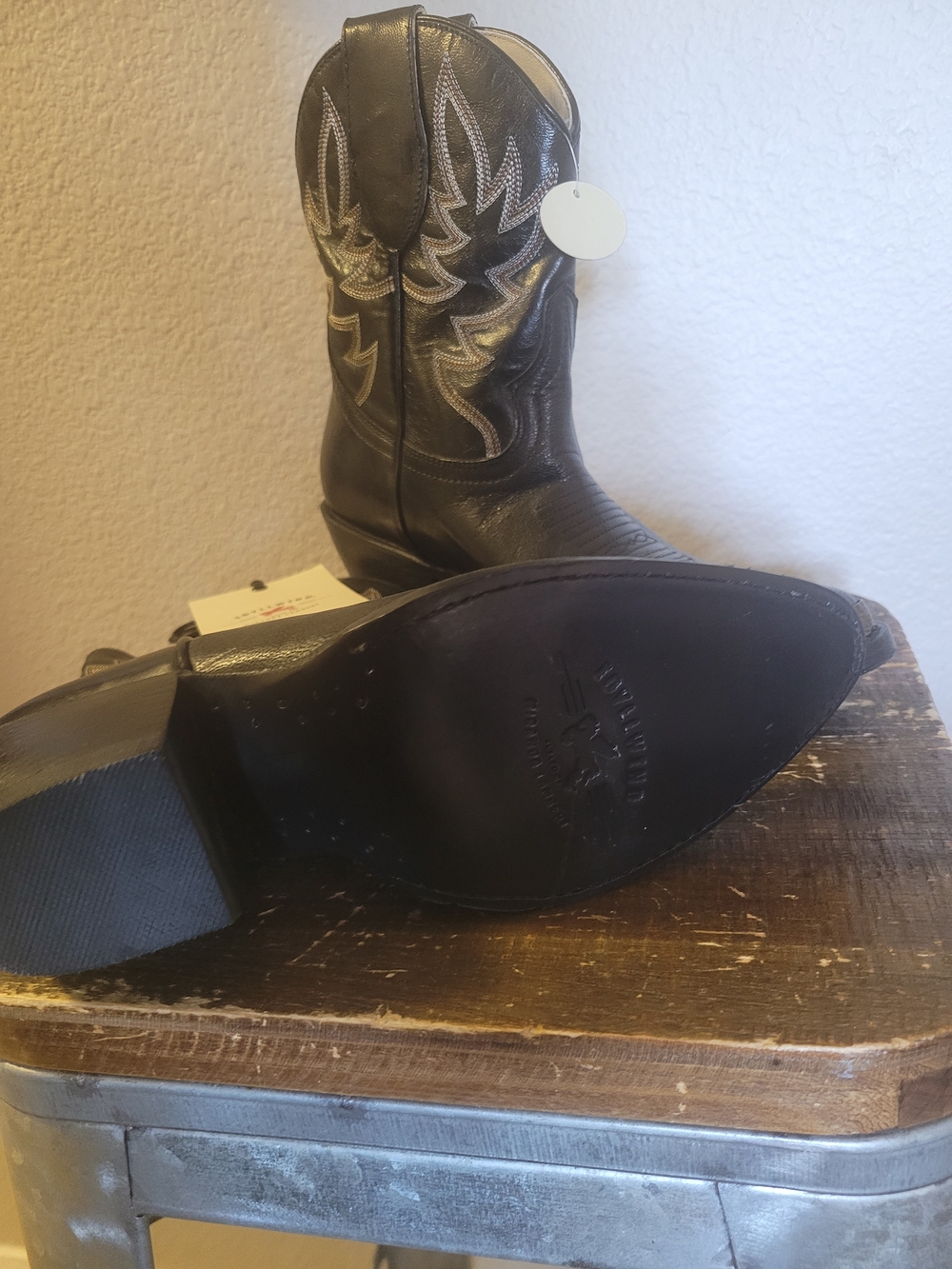 Idyllwind Black Western Embroidered Leather Boots - Picture 2 of 4